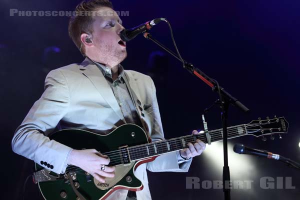 TWO DOOR CINEMA CLUB - 2013-07-06 - BELFORT - Presqu'ile du Malsaucy - 